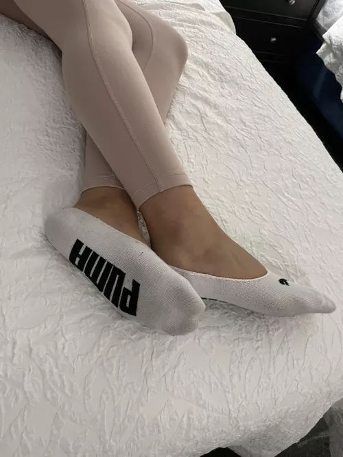 Be beside me while Im horny and good things will happen by aqwa_audra