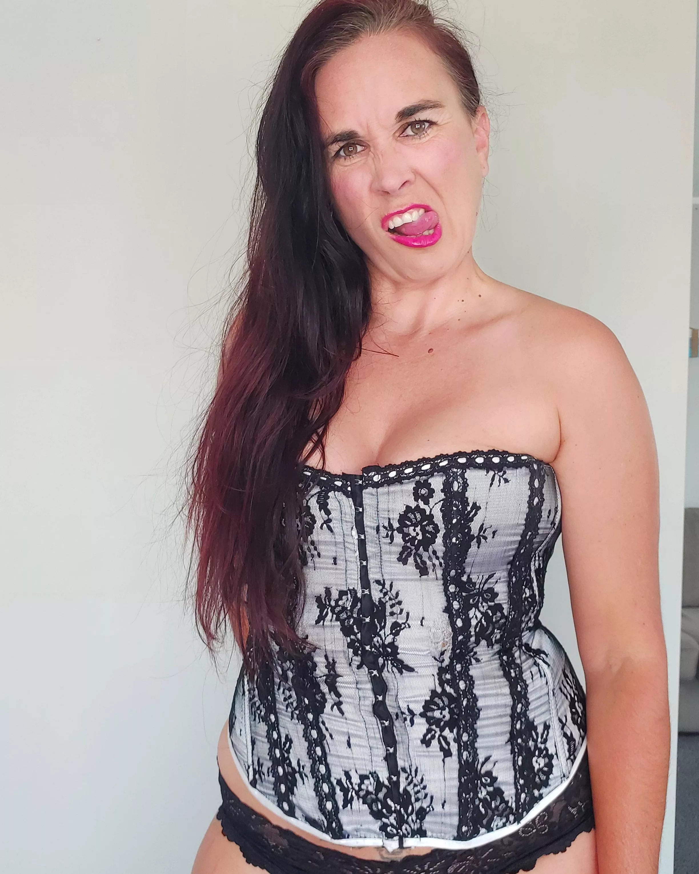 Brunettes have fun too!!! posted by miss_abbi