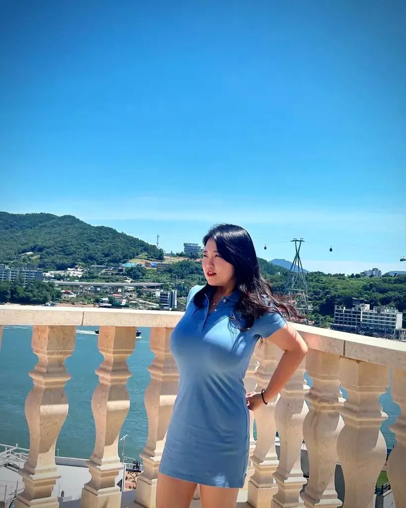 Bust asian posted by Damndaniel2030