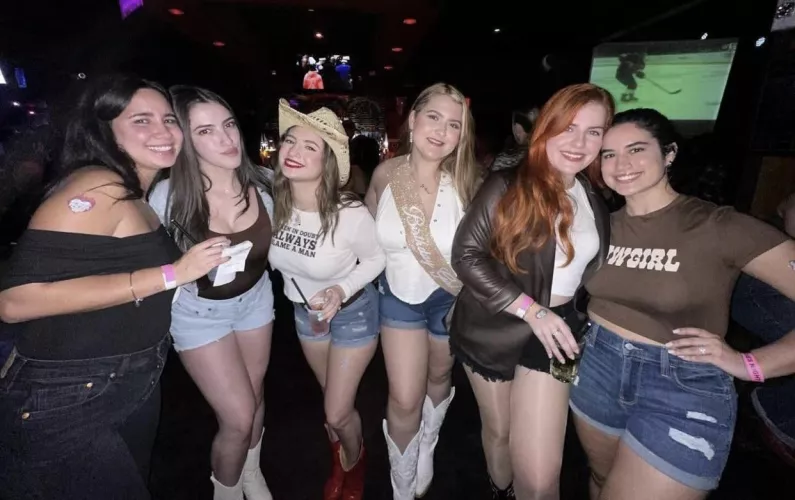 Clubbing [6] by tennisa_zelal