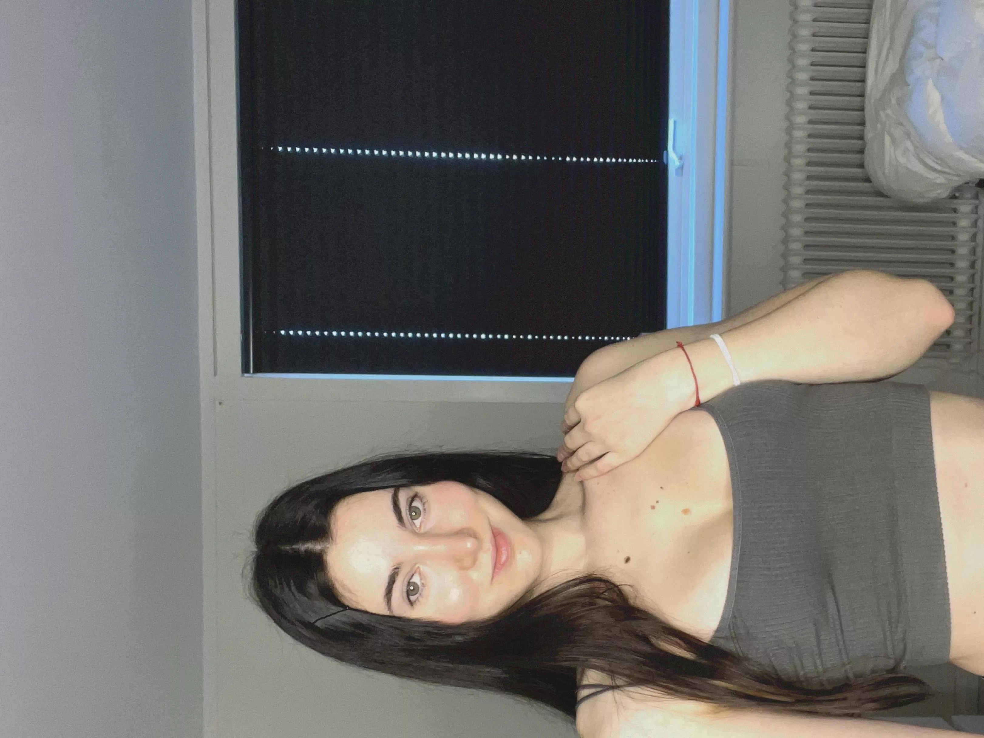  do i look cute naked?  posted by dreamcatcherty