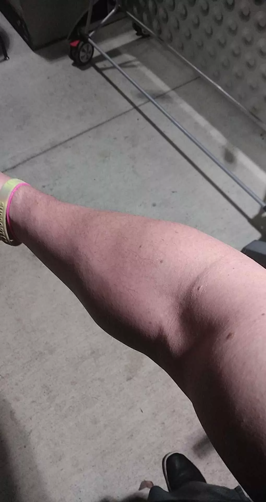 Fitness instructor recently taught me about deloading.  I never knew I was doing it wrong all these years. posted by challengeandpass