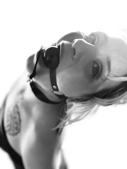 Help me xxxx  by Felgate007