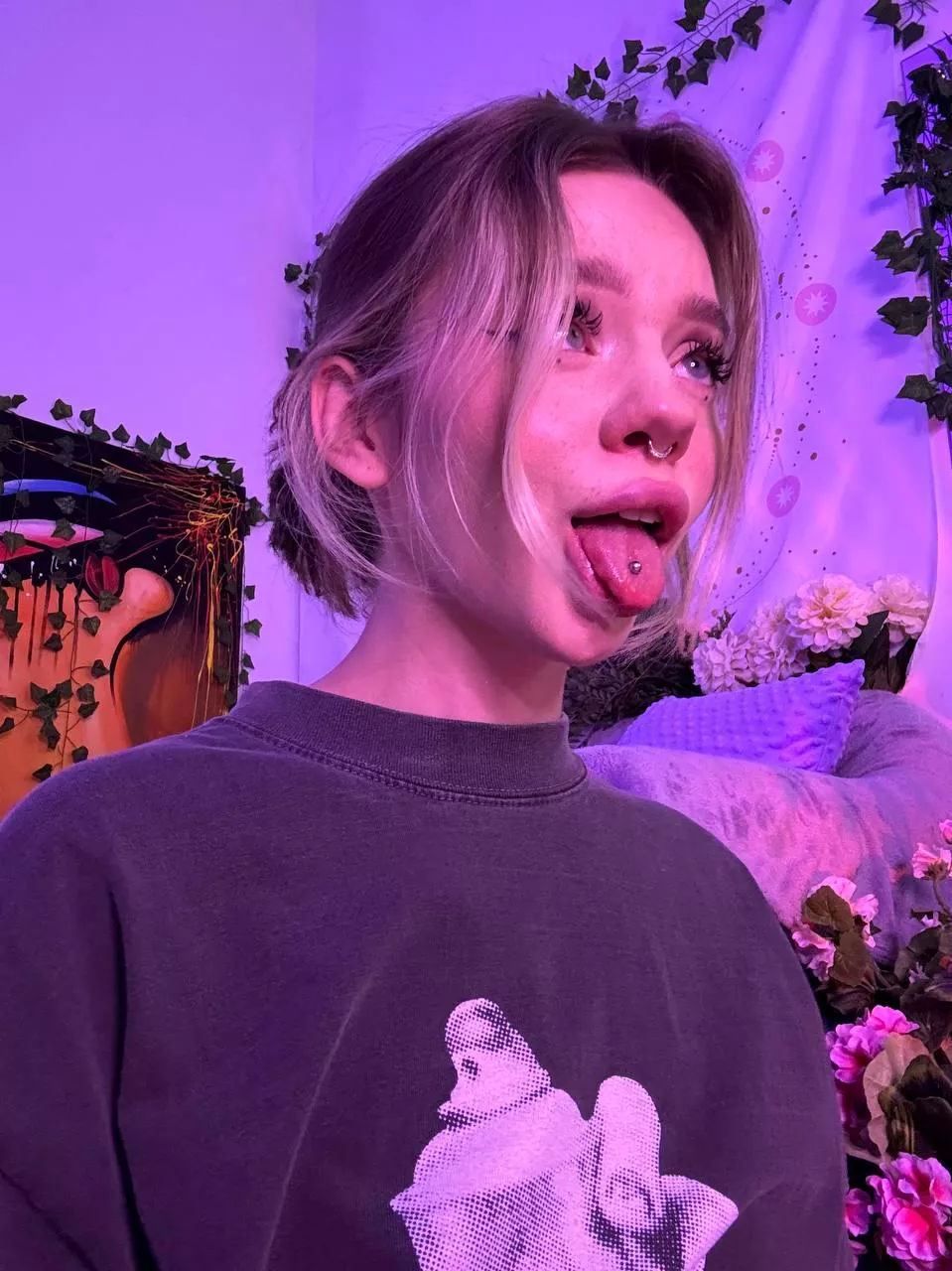 how deep would you like to be in my ahegao? posted by PrettyGirlHotness