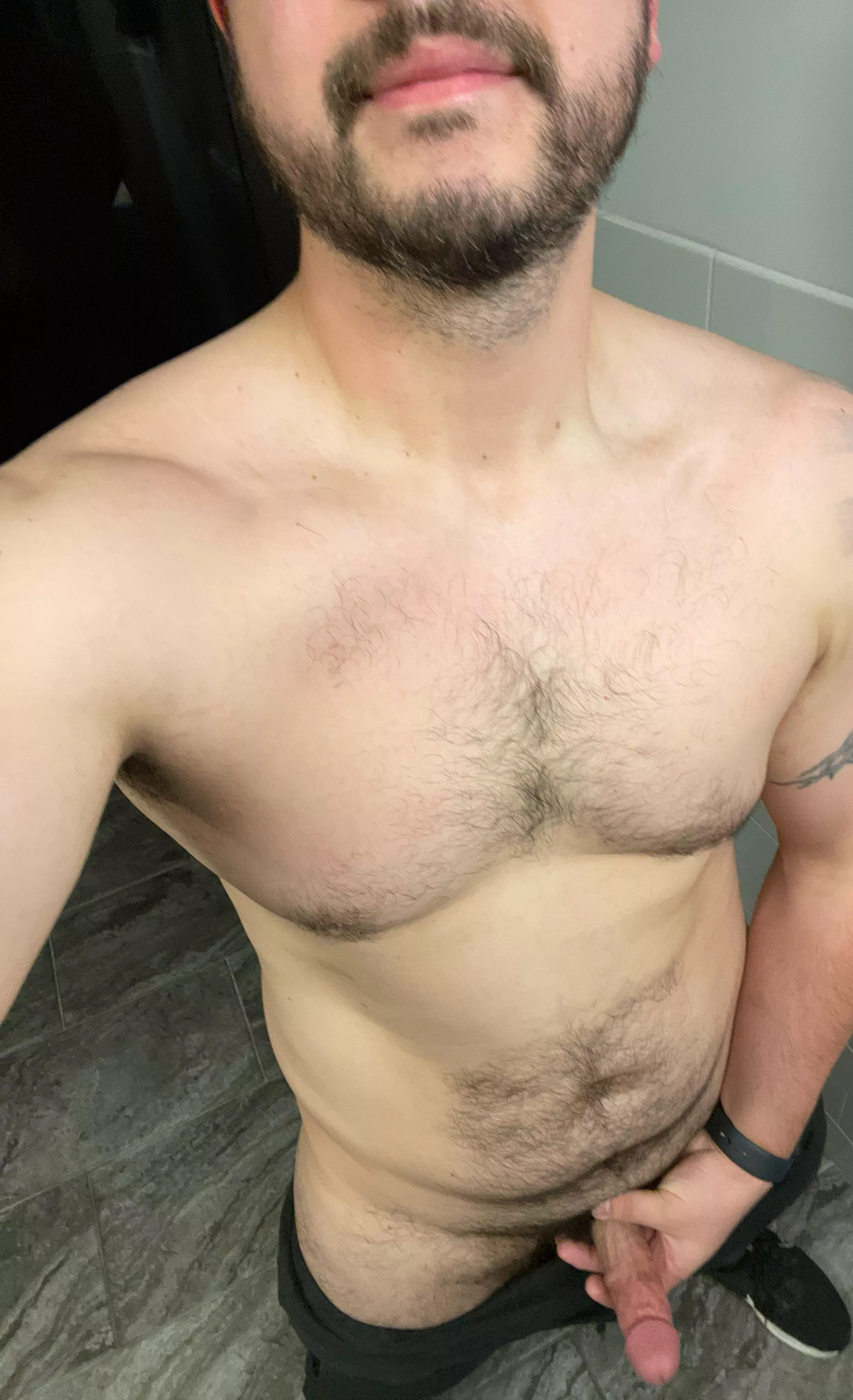How’s my dadbod/ dick combo? posted by Federal-Demand-9190