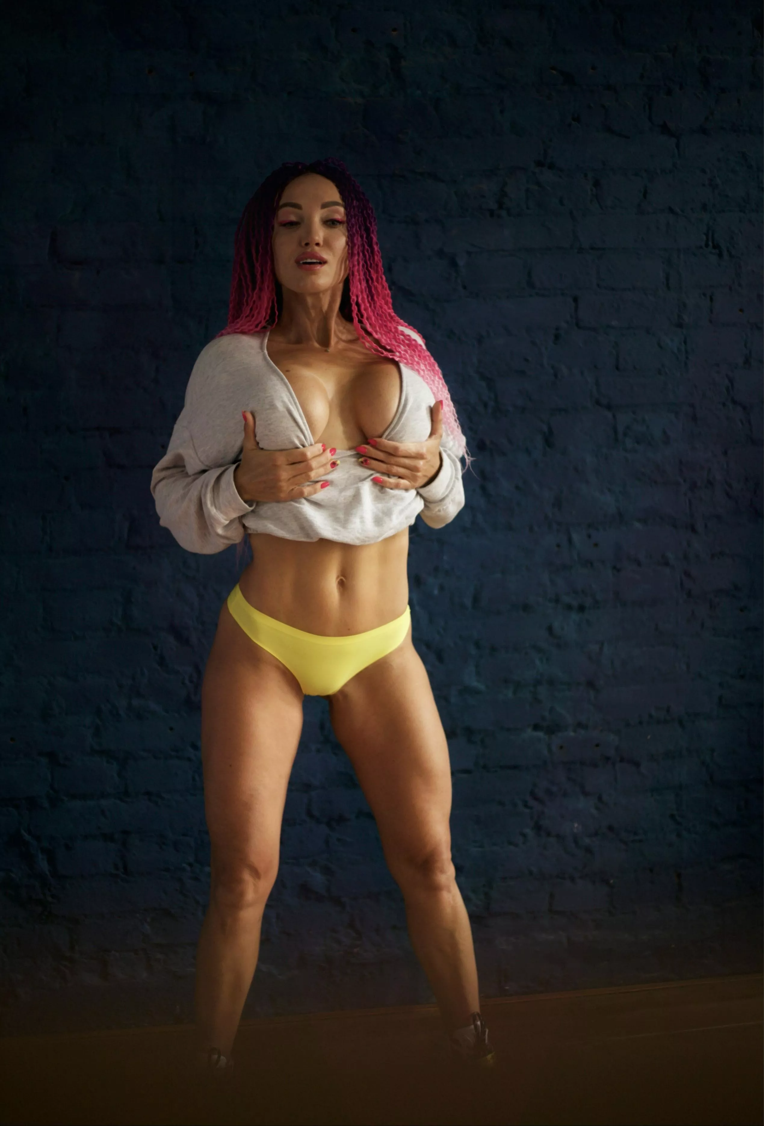 I want your hands all over this petite perfect body posted by kitty_twixy