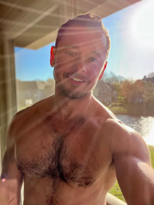 It’s a beautiful Thursday night and almost Easter 🐣 I hope you get the opportunity to spend time with those you care about. Even if you’re spending Easter weekend alone, do something nice for yourself and give yourself some self-care. Have a great by danwelden