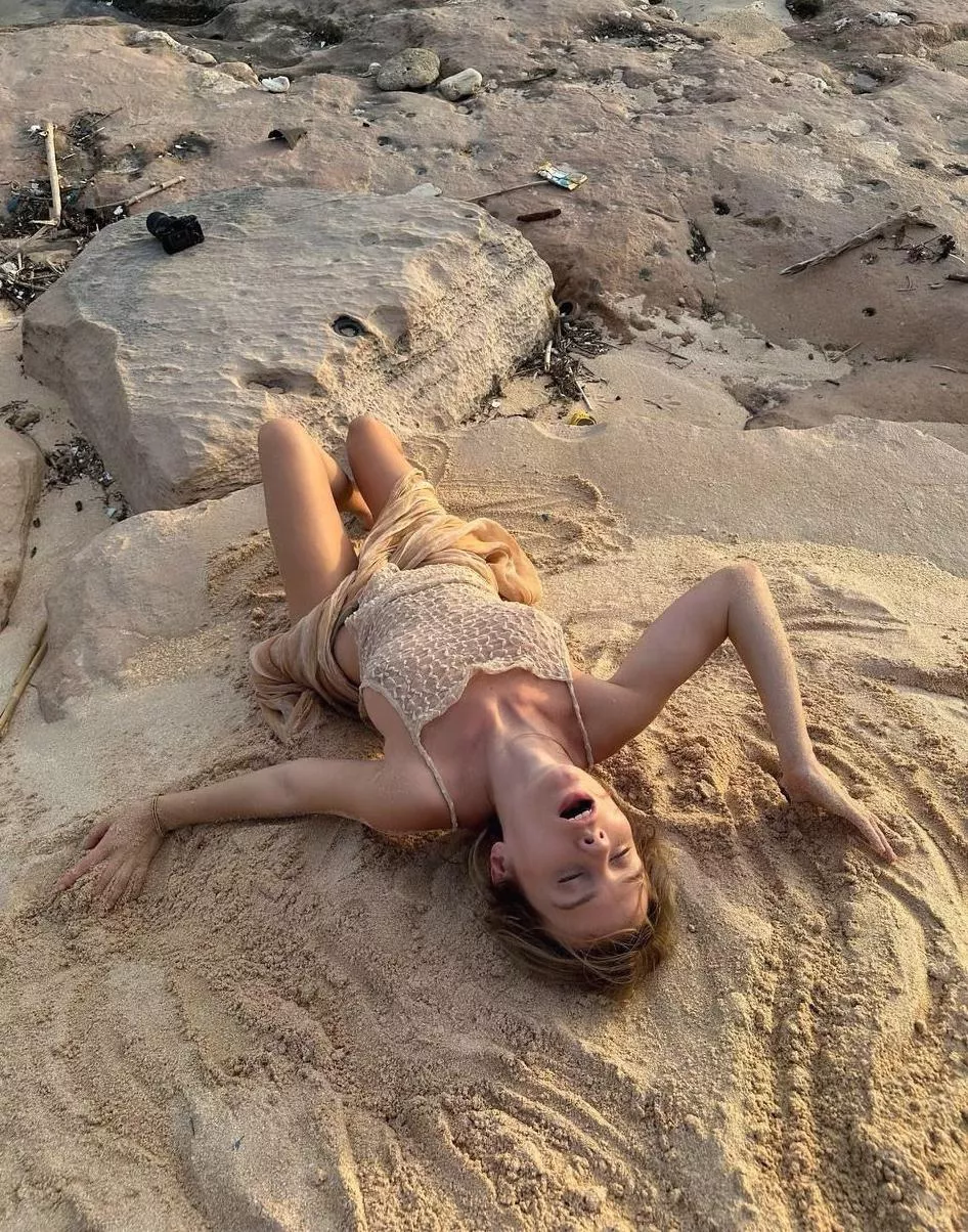 Let’s make it bounce wife posted by Apprehensive_Use5225