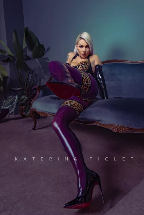 Mistress is waiting for you to clean them NOW ! by Katerina_Piglet