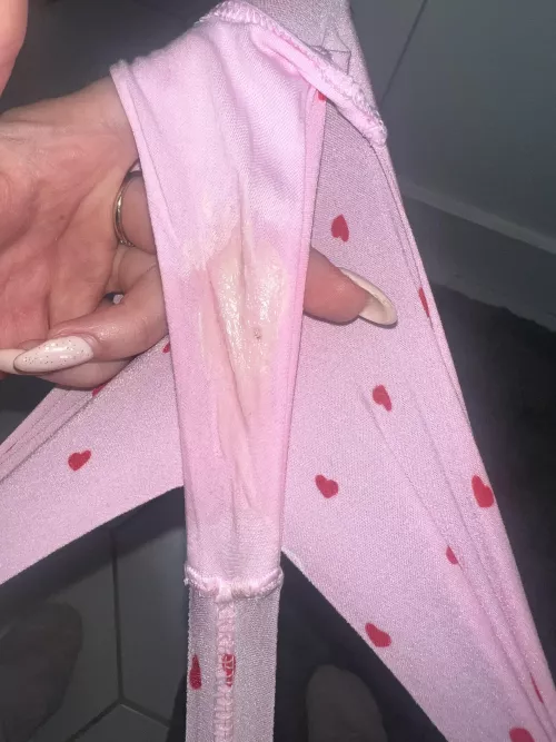 My girlfriend teased me on our hike today ⛰️  by LittleOneTwo3