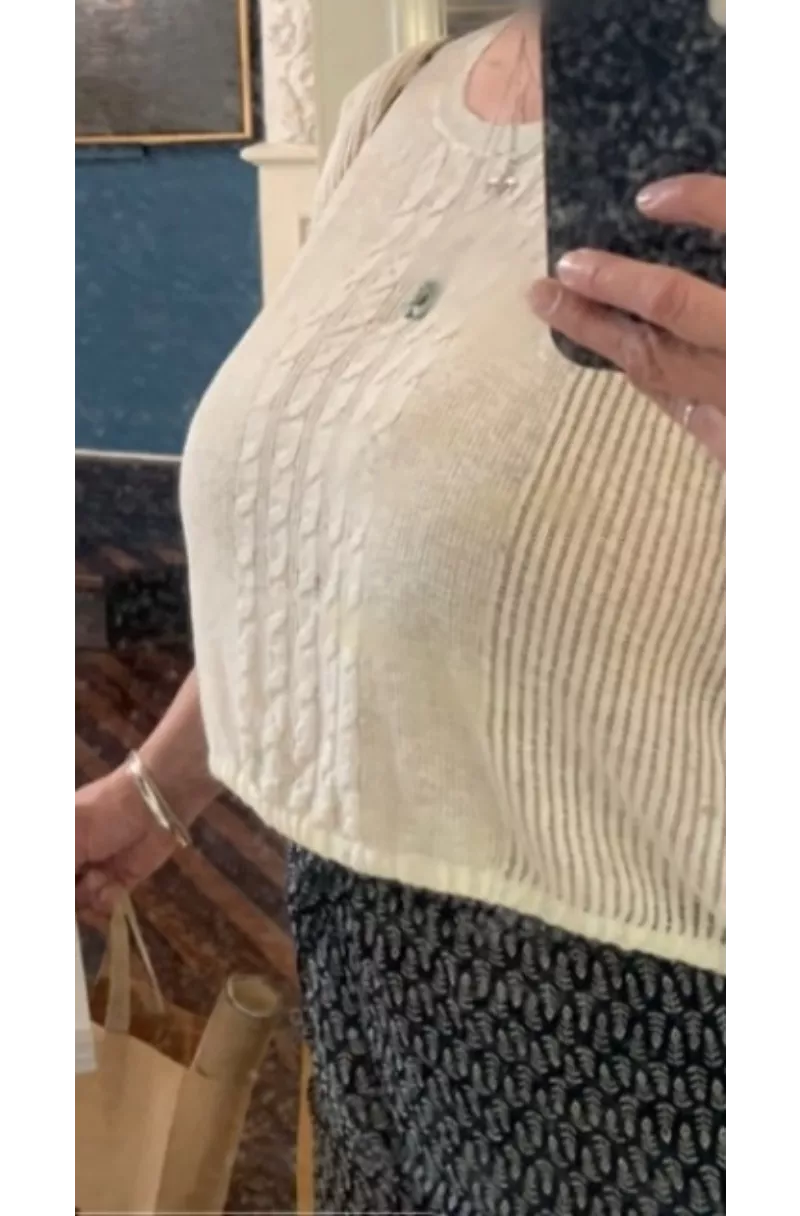 No hiding their size  posted by AlteringEarth