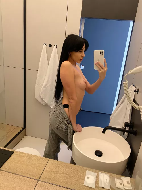 Not all angels have wings by Larsorito