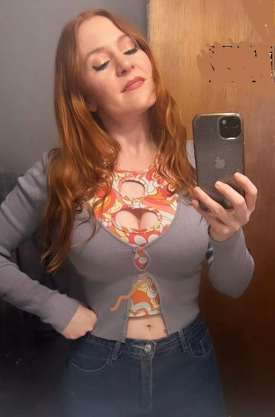 Peekaboo  posted by Lonkane