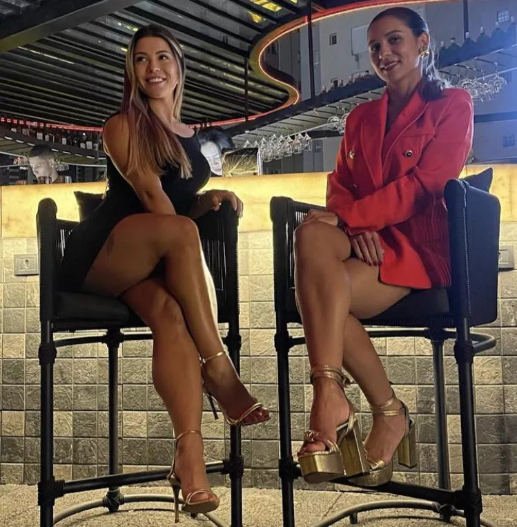 Red or Black? posted by Cash_Crescendo