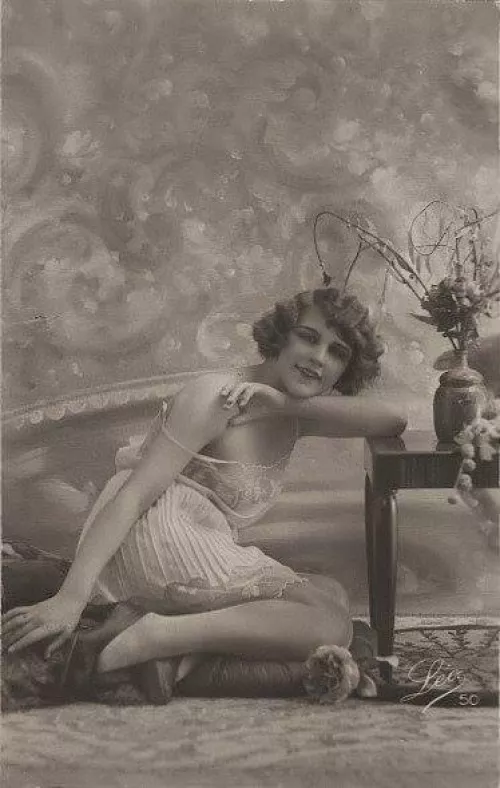 scandalous flapper by Mundane-Employer-719