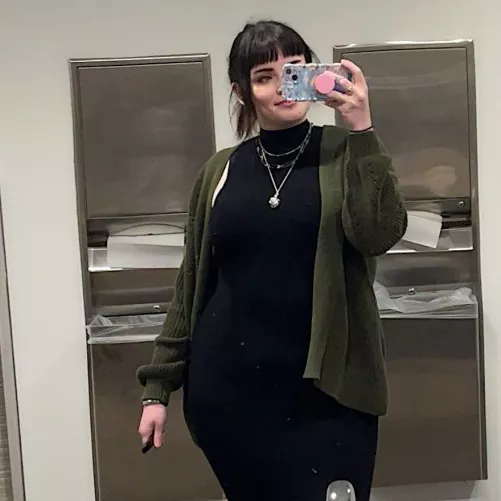 Send me a present ✨ by pinkteeshirt700