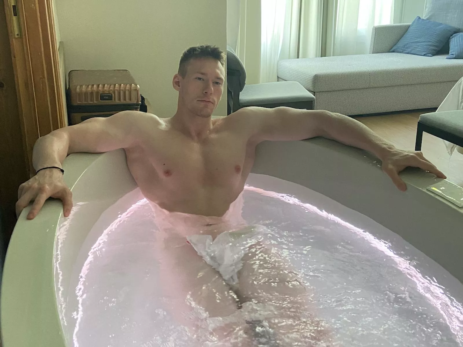 Soaking My Muscle posted by GODJADEN