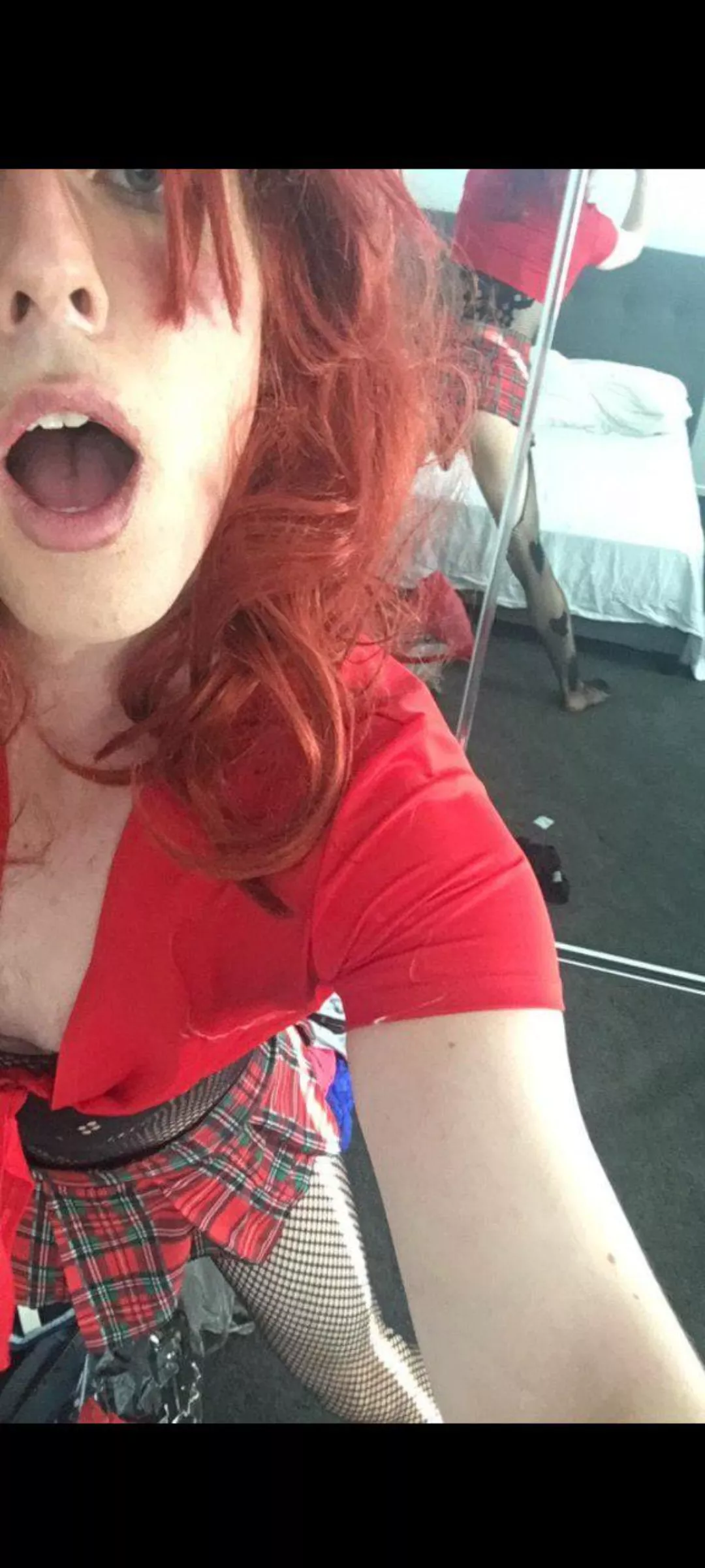 Stupid bimbo bitch xoxo bad influences where U @@ posted by kandiiibimbo