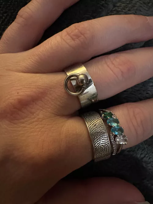 Subtle collar for everyday wear ;) by radams_02