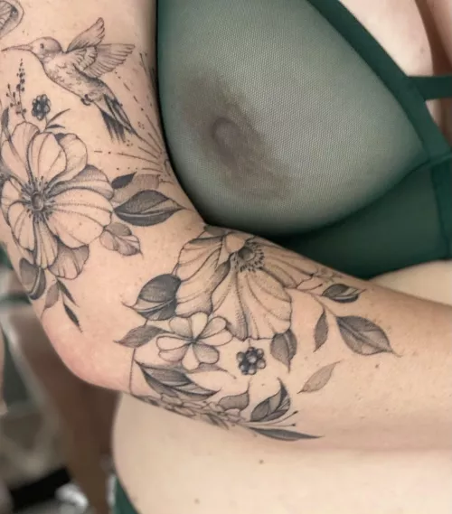 Tats and tits 😉 by PeachyTeach420