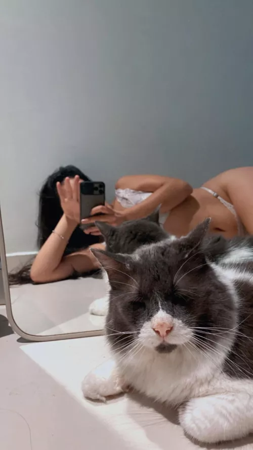 This tigress I want a tiger to fuck her hard and without mercy 😈🔥 by urexotic