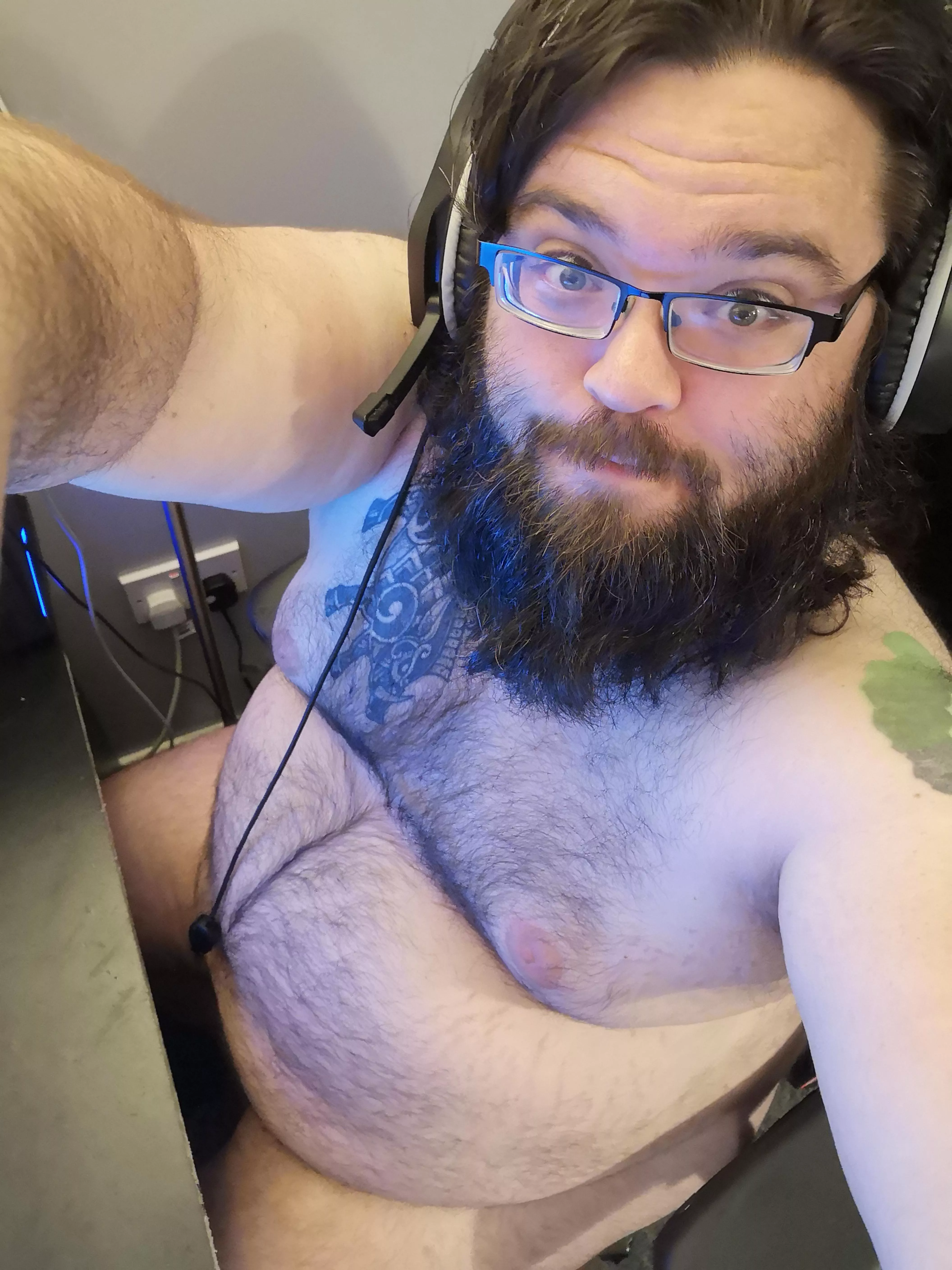 Throwback to last summer when it was too hot to run D&D in clothes 🤣 posted by International-Top512