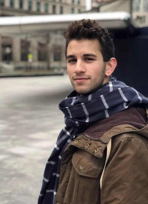 Wearing my favorite scarf by leolyons_94