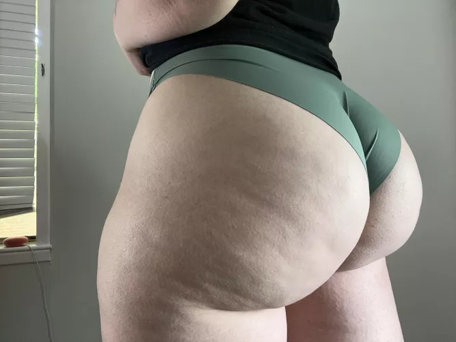 Where can I park this thing? by luna-jane