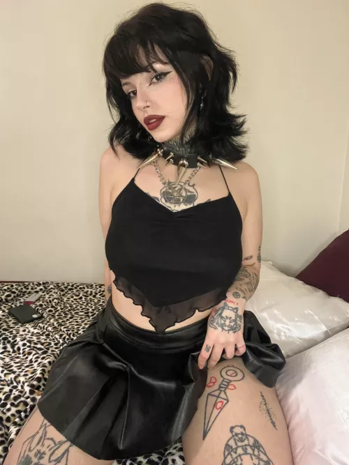 Will you run your hands up my skirt all night while we're out? by raven6802