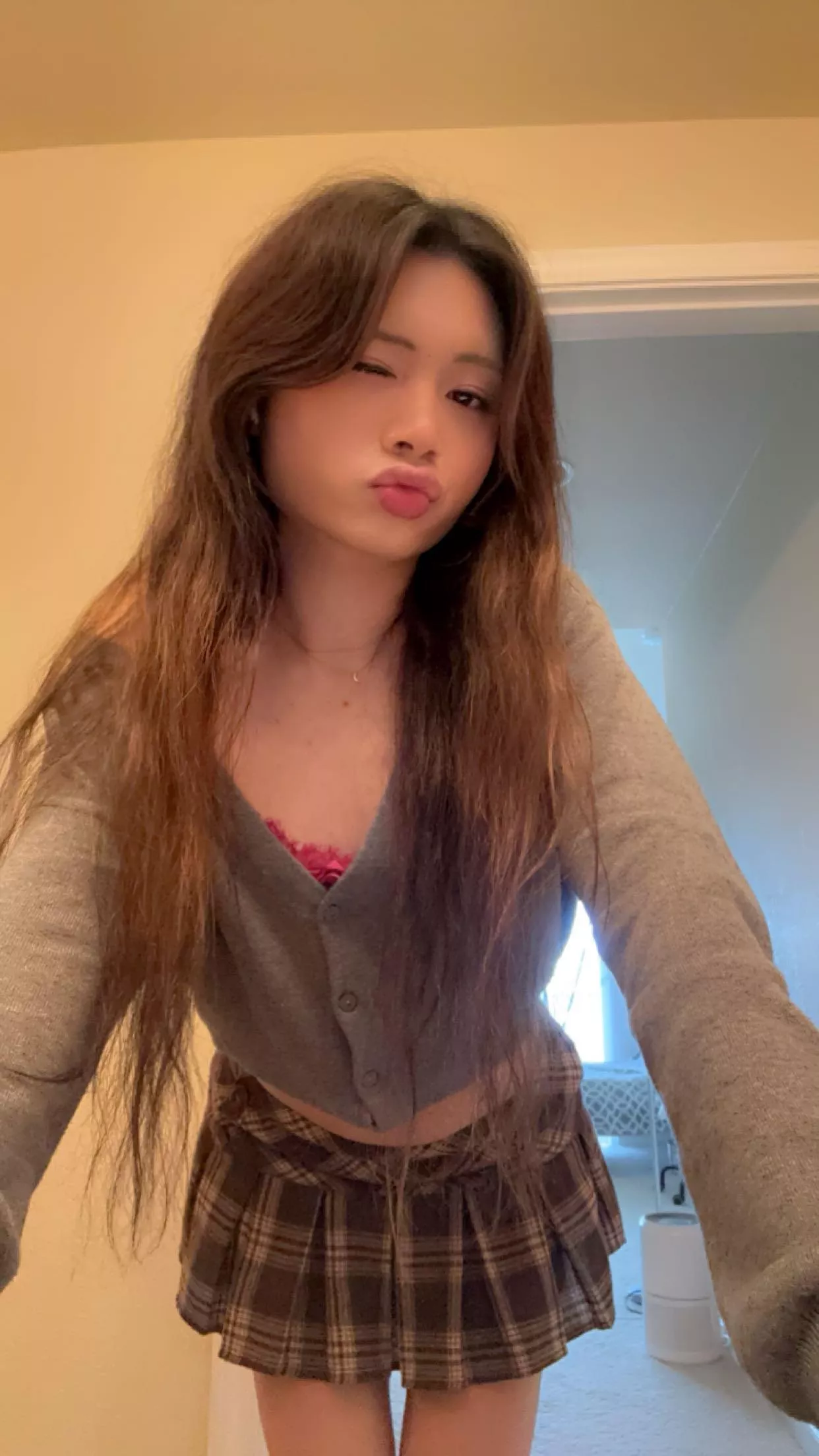 wink back ! ★~(◠‿◕✿) posted by SailorDae