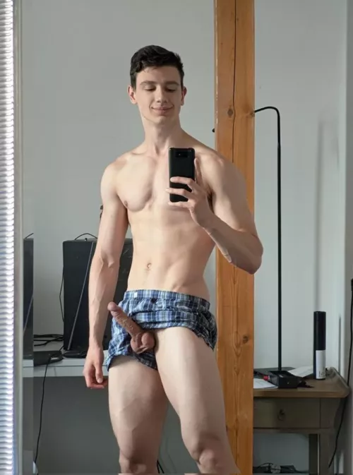 Woke up with a rock hard cock by leandavexx