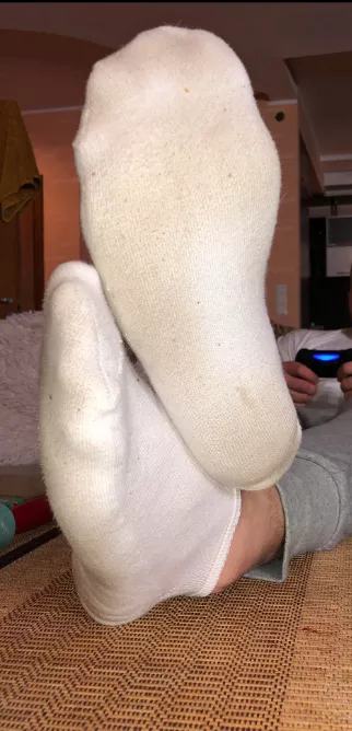 You wanna sniff my dirty socks? [M] posted by Damonready