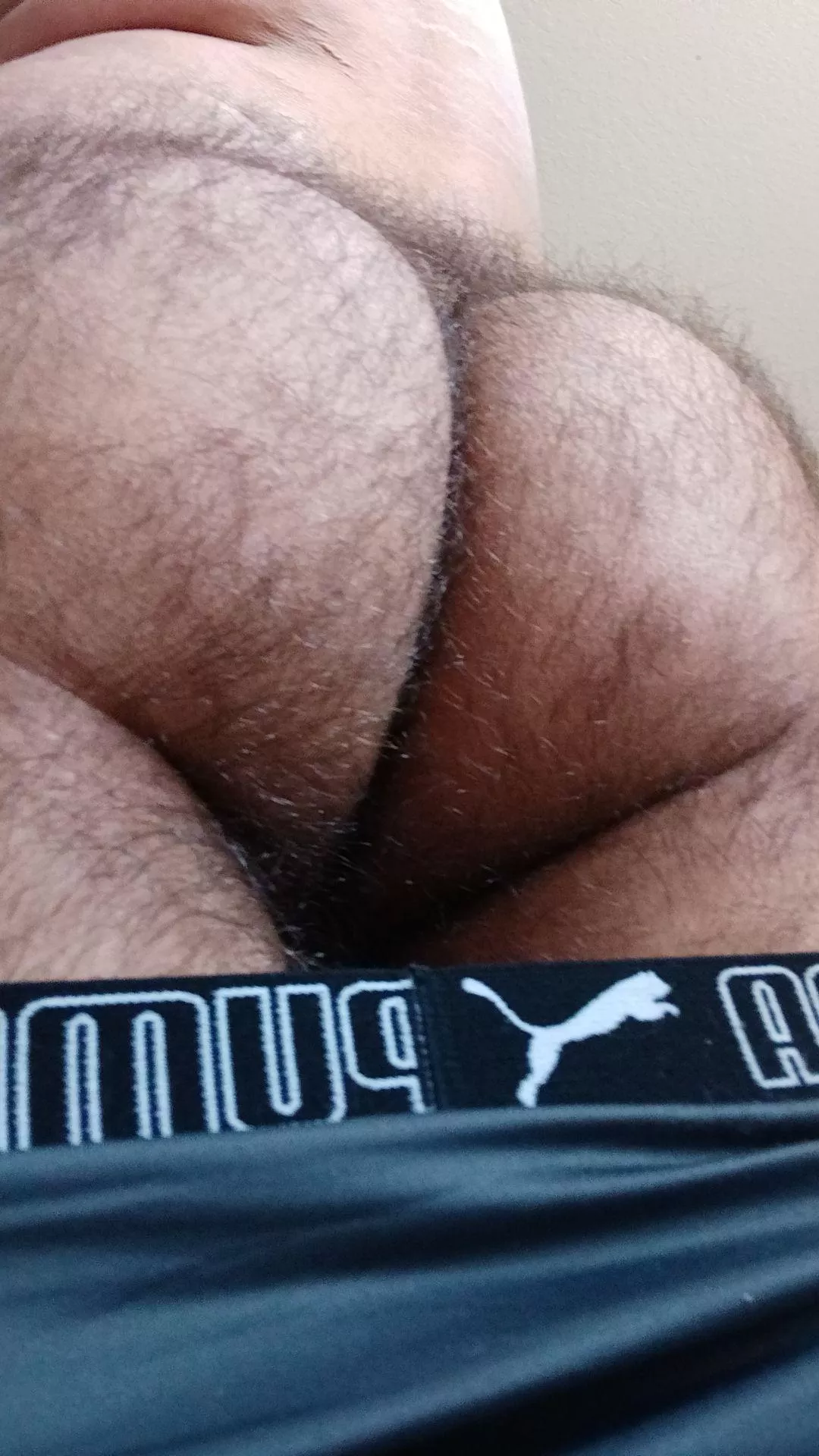 24 m Florida, what do yall think of my straight ass? posted by Majidude11