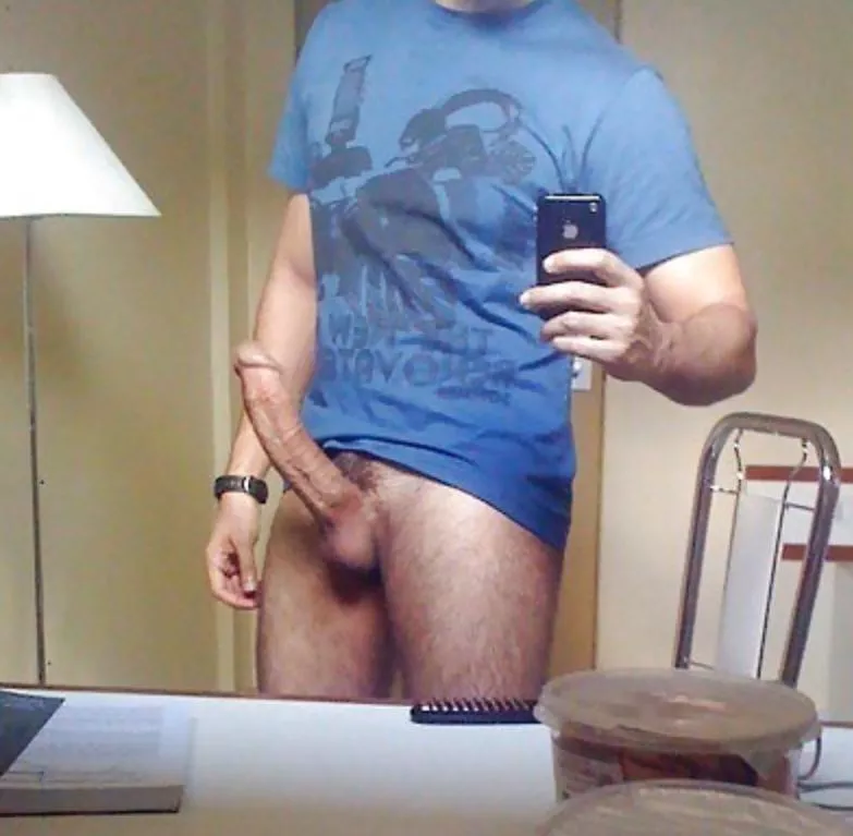 (40) bi dad, married and horny. What do you think? posted by Jaded-Setting-6619
