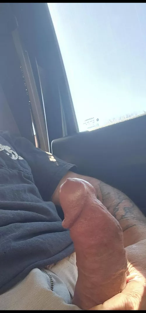 (41) Can someone help me before I go into work? by J_ColeS