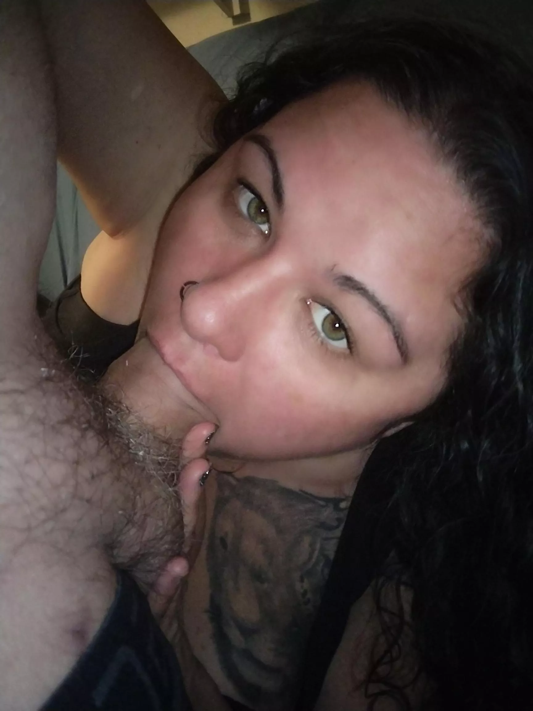 A blowjob a day keeps the side chicks away  posted by YesMistressss