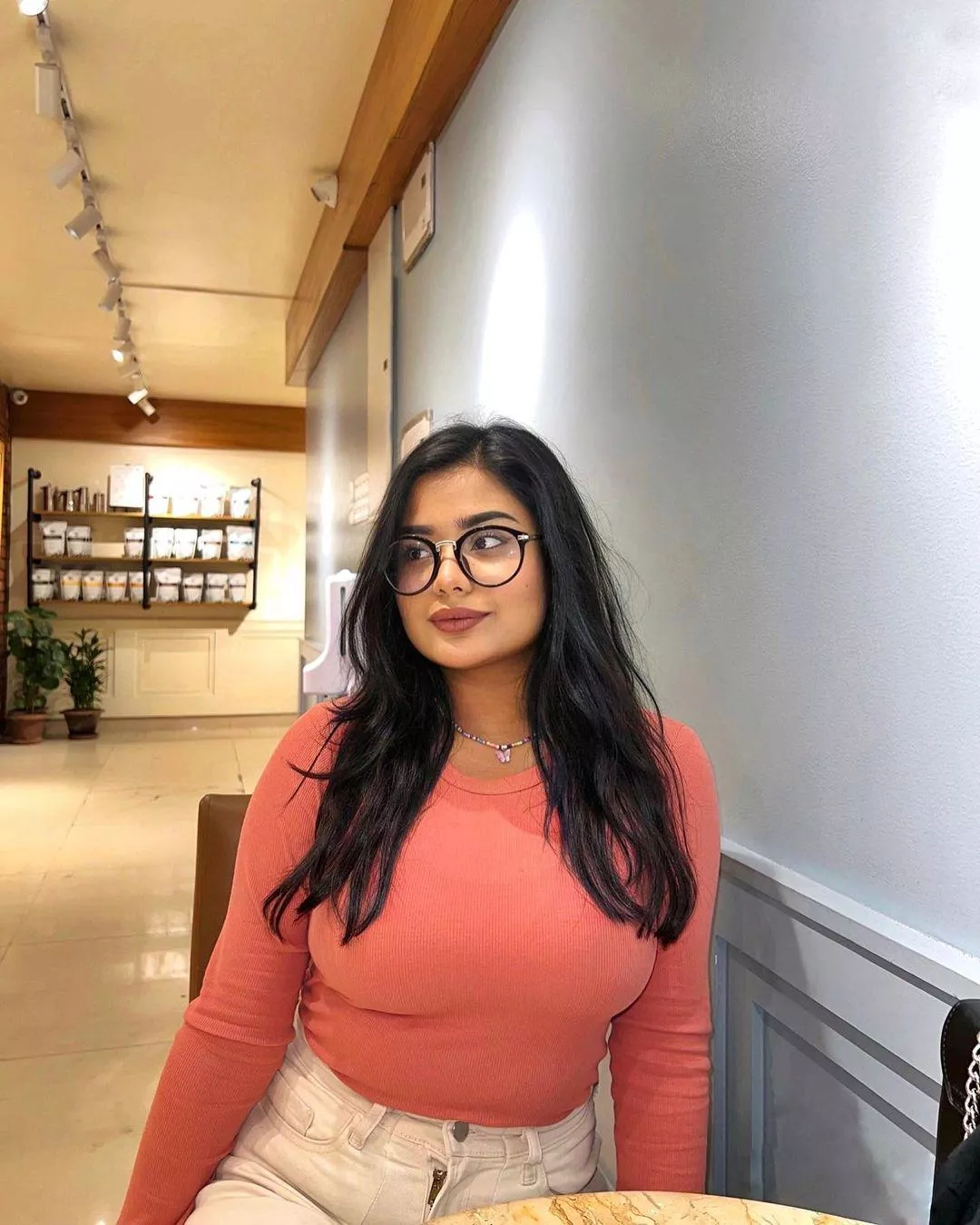 All natural babe posted by dua_lipa_fans