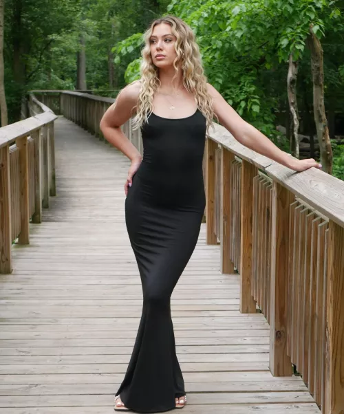 Avery Cristy by RedRocket05