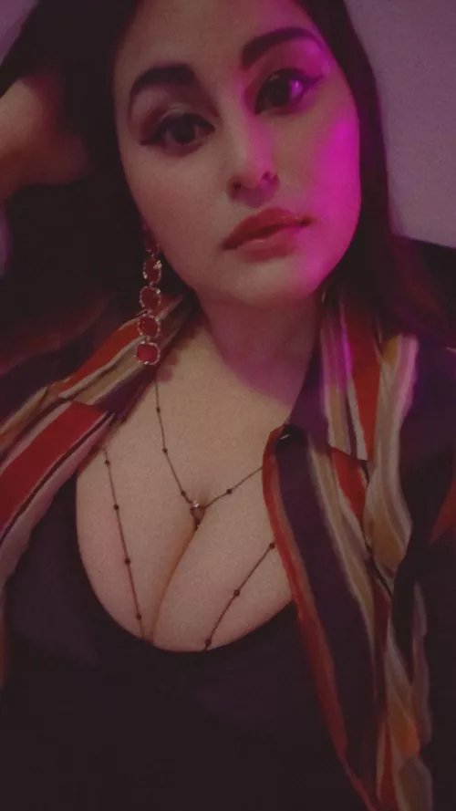 Come say hi 😉✨️ by dii10