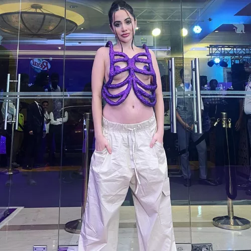 creative dressing by aurora_belle666