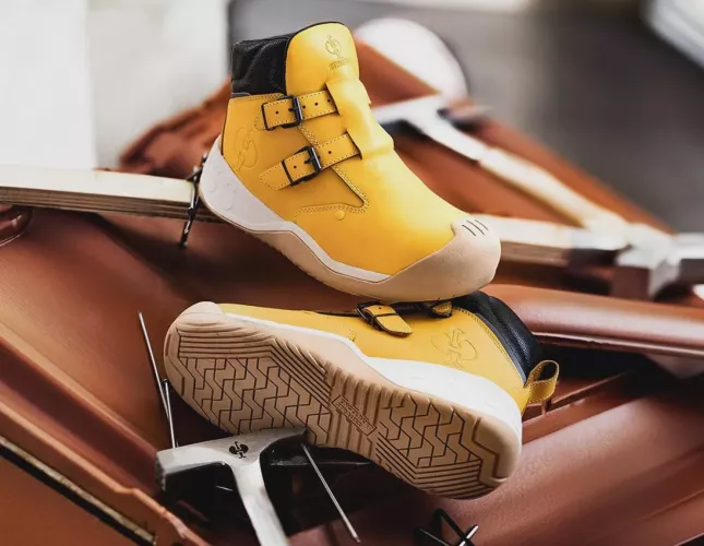 Engelbert Strauss, specialized boots for roofing but also somehow stylish IMO, fit for casual wear or too much? by RBoardDesign