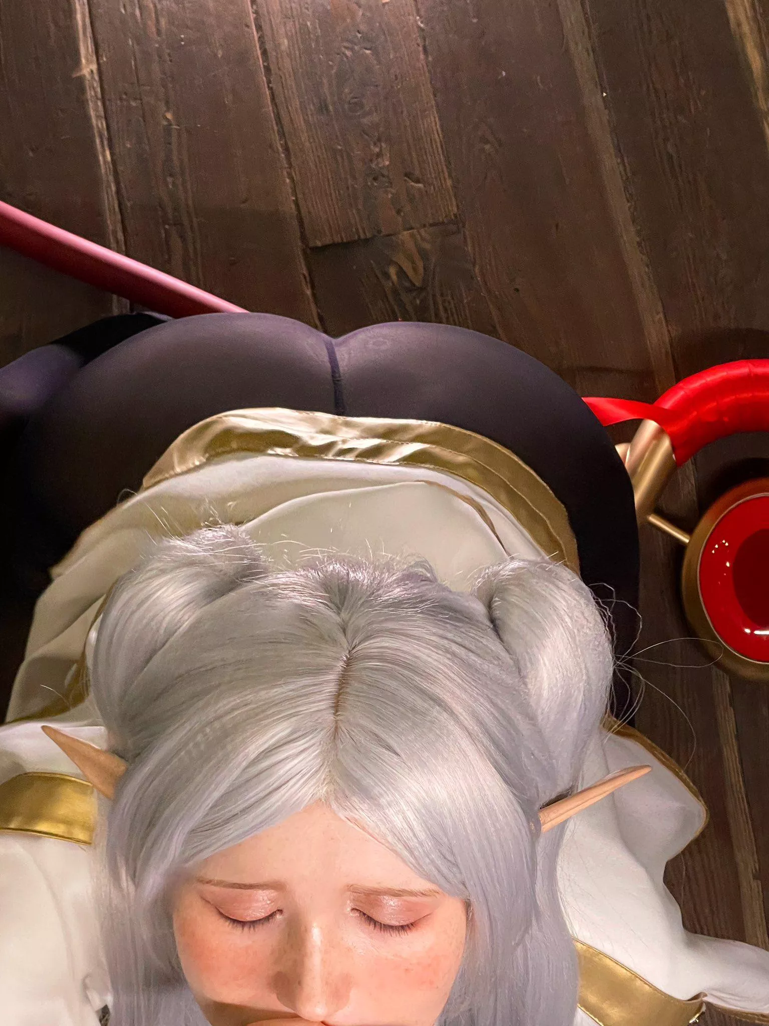 Frieren cosplay by Neyrodesu  posted by Neyrodesu