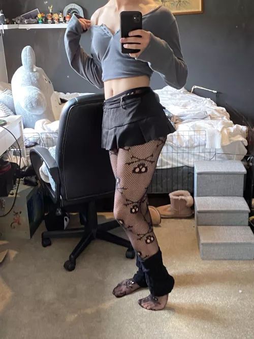 Hai my fellow fembros :3 by femboyashyy