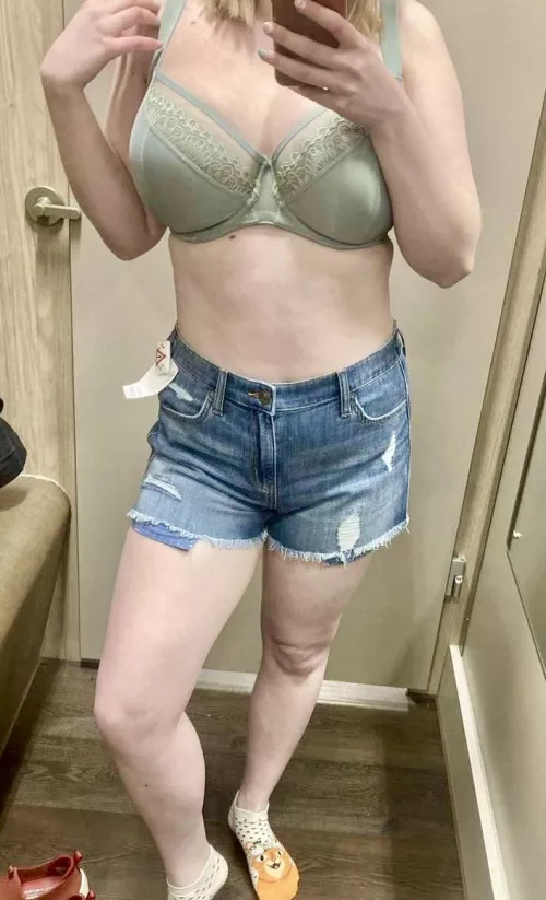 I can’t wait for it to be short shorts season [f] by PrincessLittleRobin