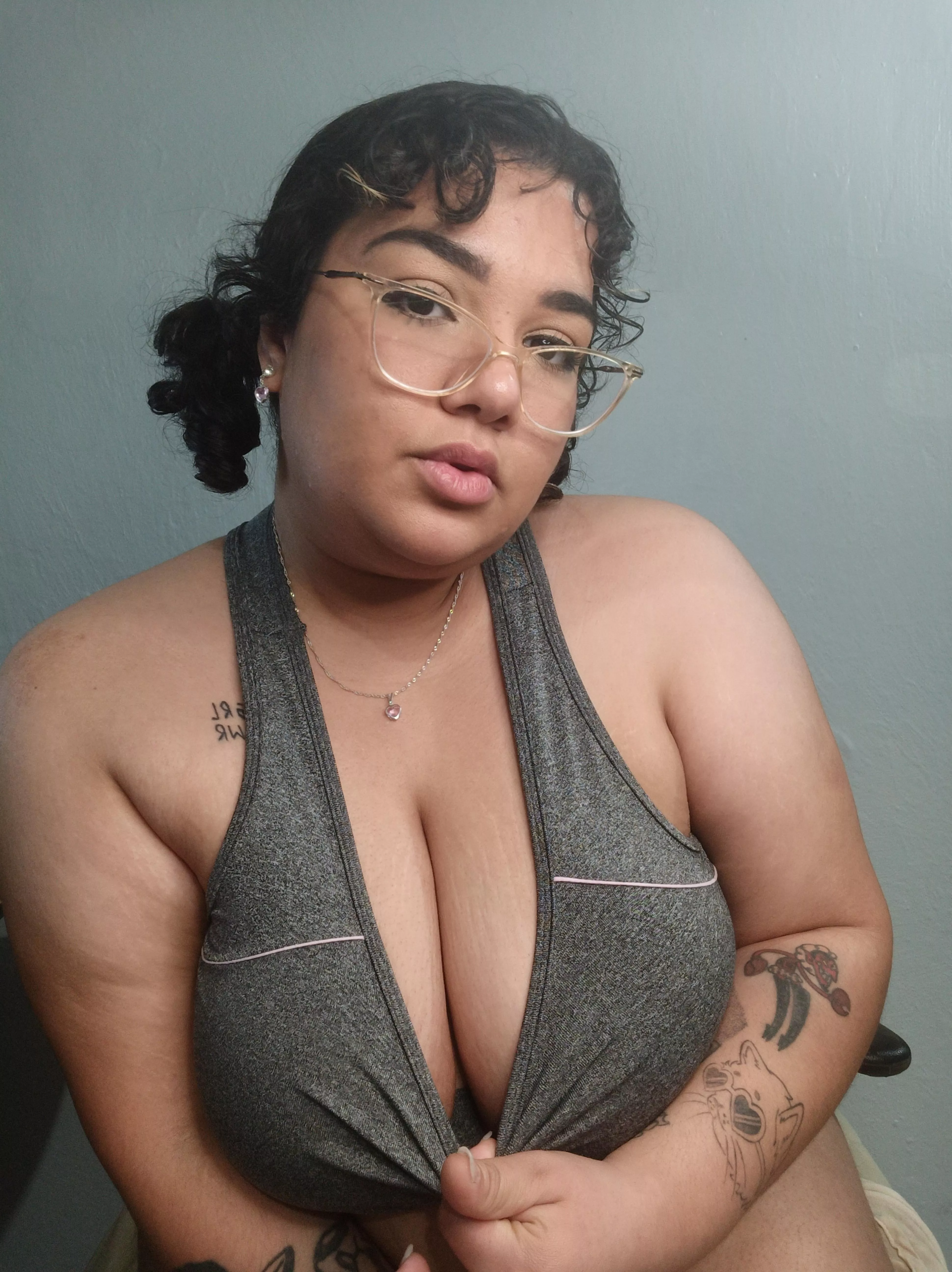 I like leaving the house in short clothes, I like it when people look posted by chubbyu