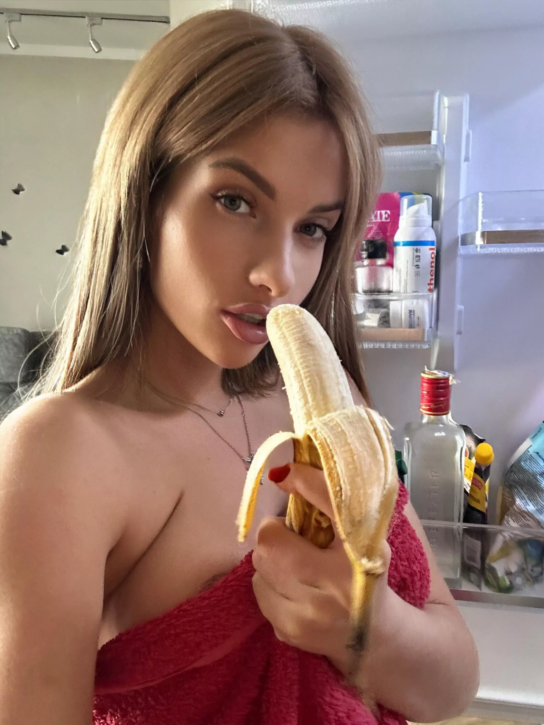 I wonder what you were thinking when you saw those selfies lol posted by hasastdankickma