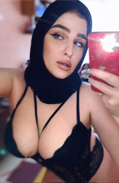 If anyone want Arab porn this is my discord ketchup_boy_ by Ketchup-boy