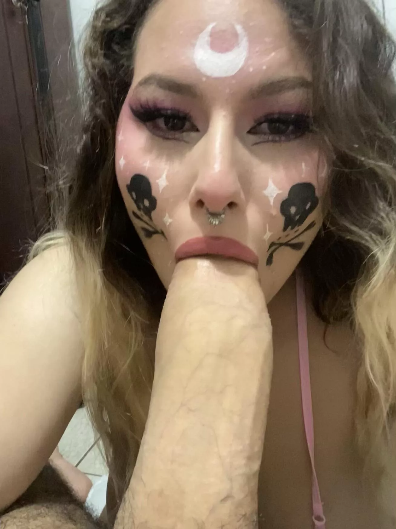 I’m such a whore for bwc  posted by kitty_nastee