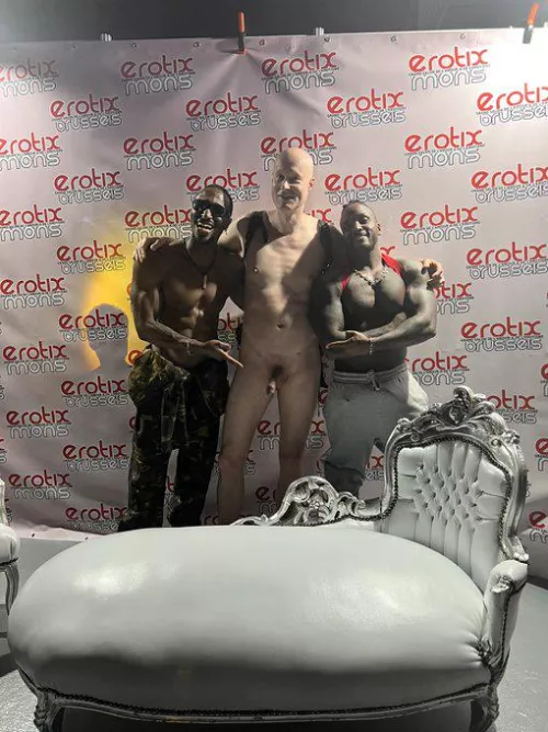 In my daily life I am a teacher and I love to go naked on stage! Nothing wrong with it 😎 by ExcellentContract677