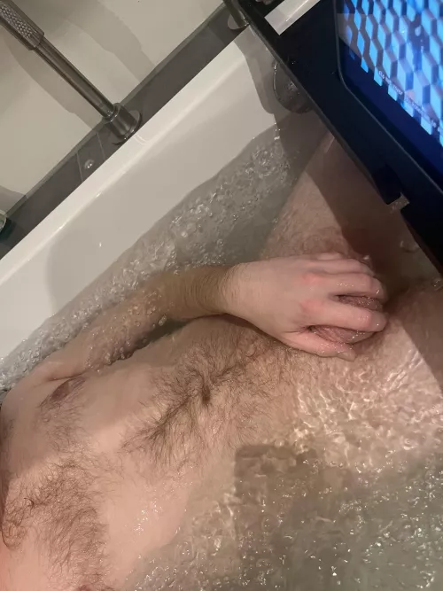 Join me, dm is open by Pretend_Round5194